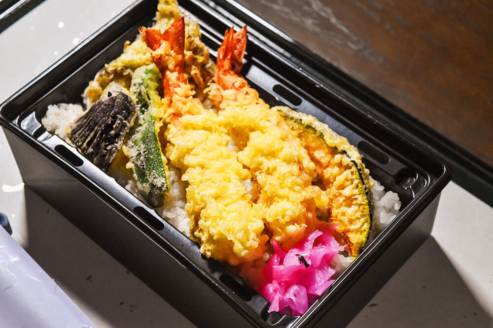 大海老天重　2,160円（税込）